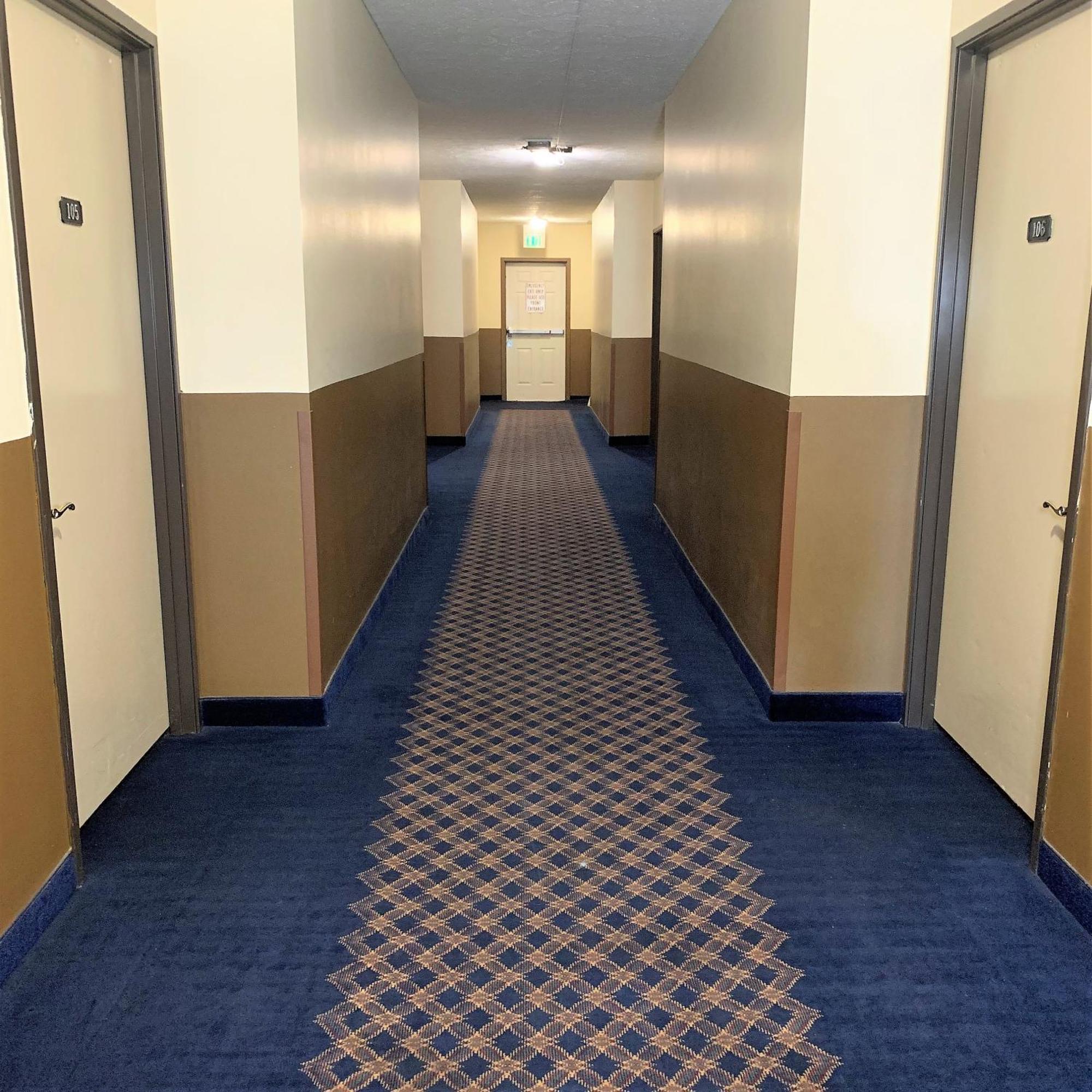 Patriot Inn Spencer エクステリア 写真